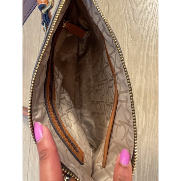 Calvin Klein Crossbody Bag - Picture 12 of 14
